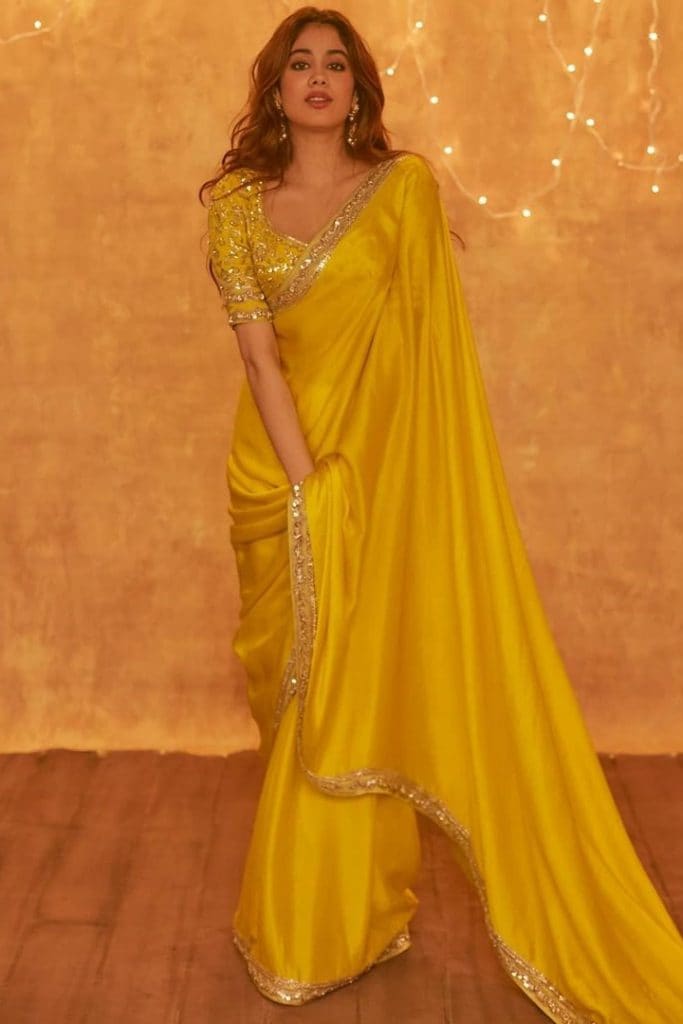 Janhvi Kapoor in Manish Malhotra