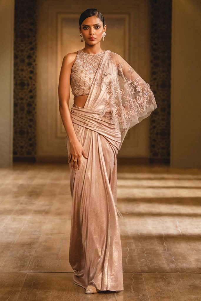 Athiya Shetty in Tarun Tahiliani