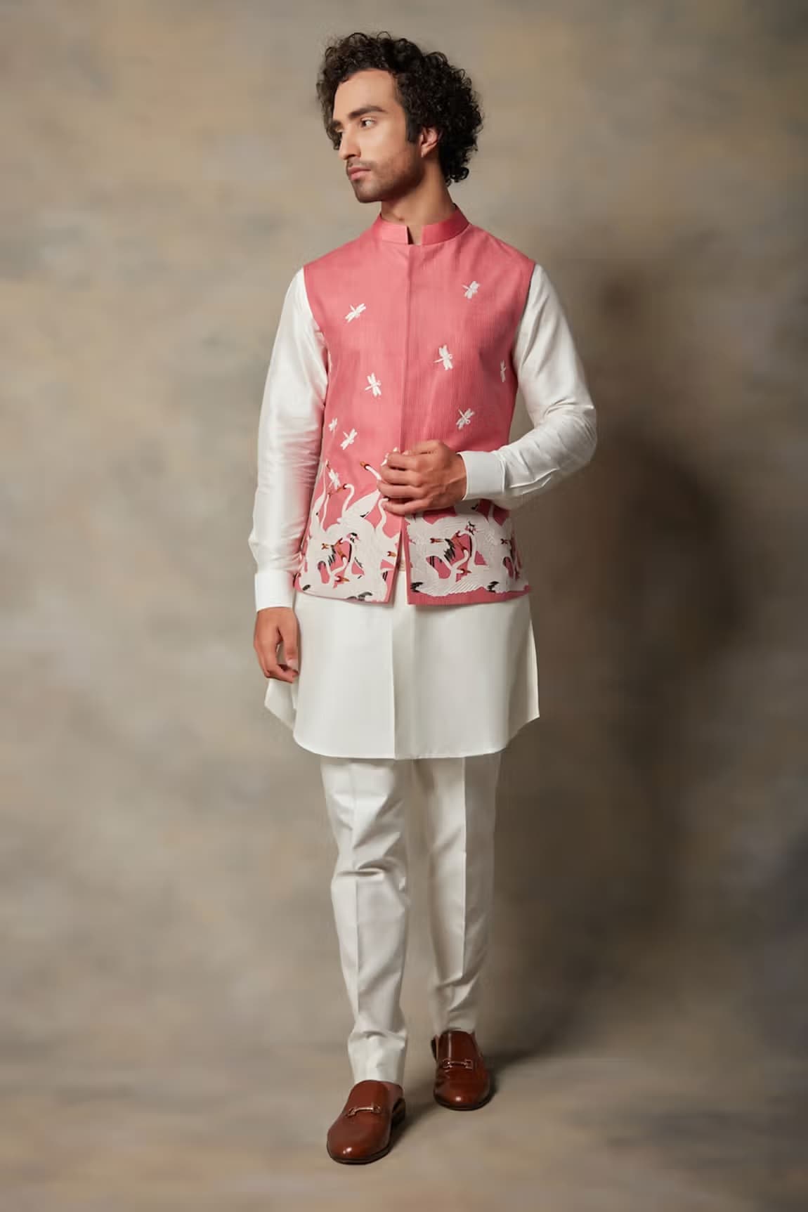 Pink Moonga Silk Bird Applique Bundi And Kurta Set