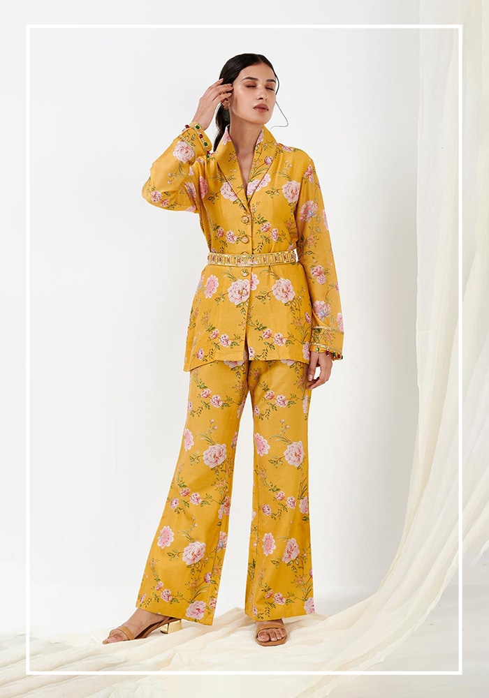 Yellow Cotton Silk Phool Print Blazer With Pant