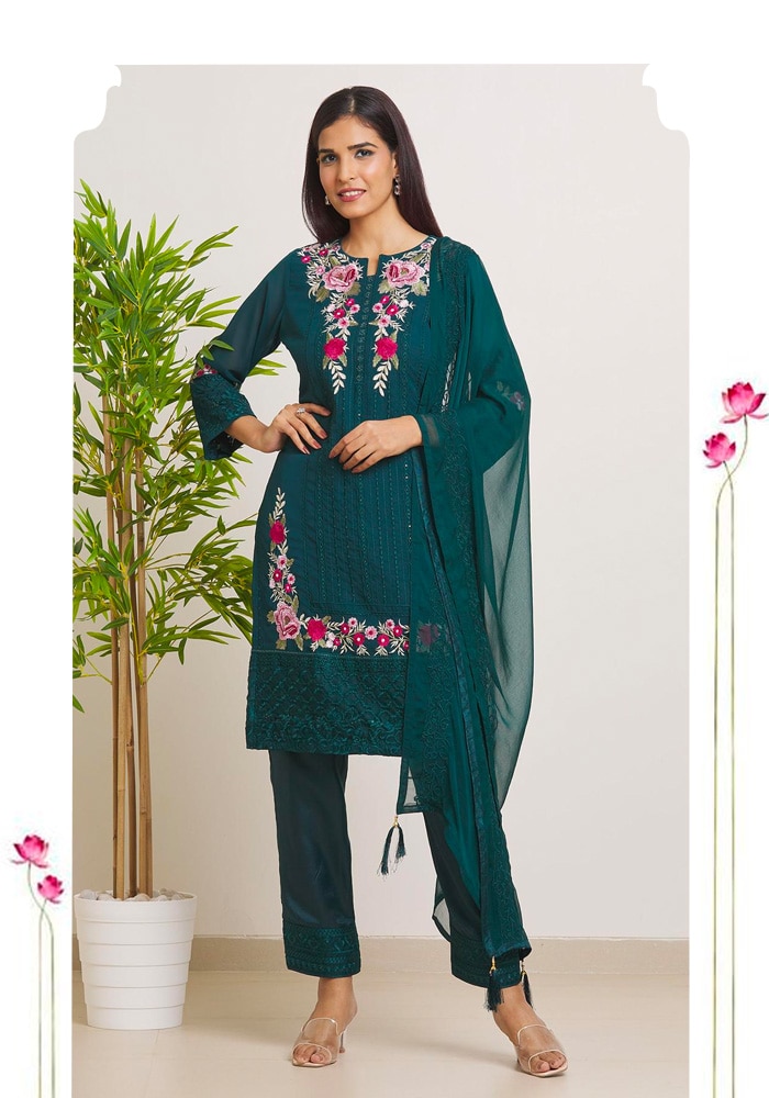 Nazaakat By Samara Singh Straight Embroidered Pakistani Suit Salwar Set | Aza Fashions