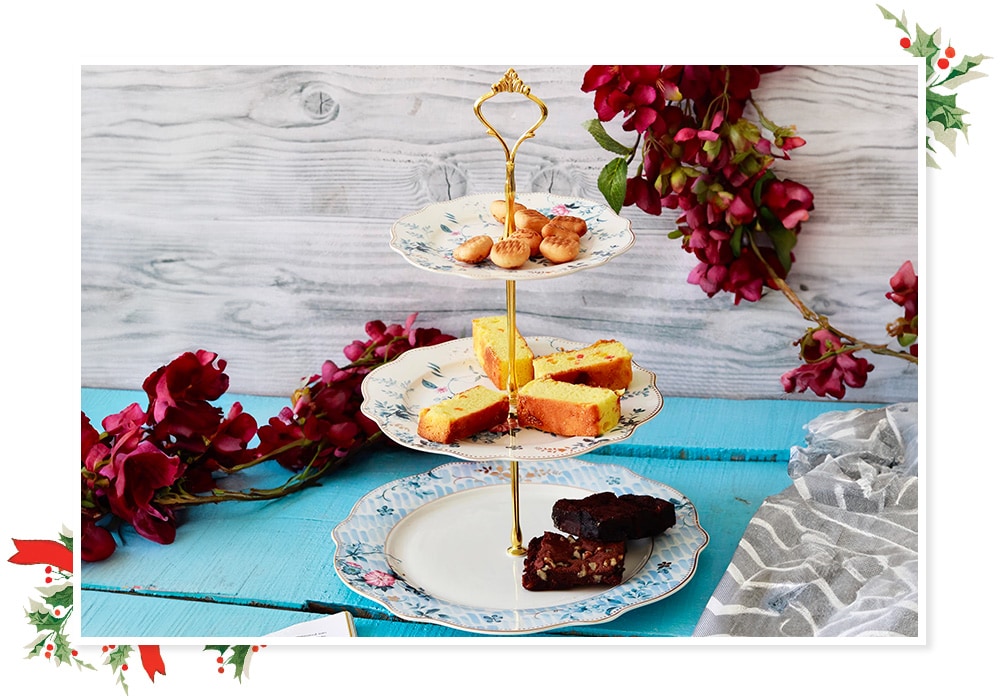 Shop Blue Finest Premium Porcelain Spring Meadows Pattern Three Tier Dessert Stand | Aza Fashions