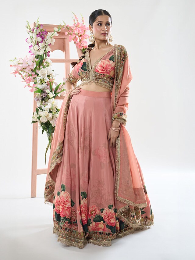 Blume by Basanti – Kapde Aur Koffee: Shop Exclusively at Aza