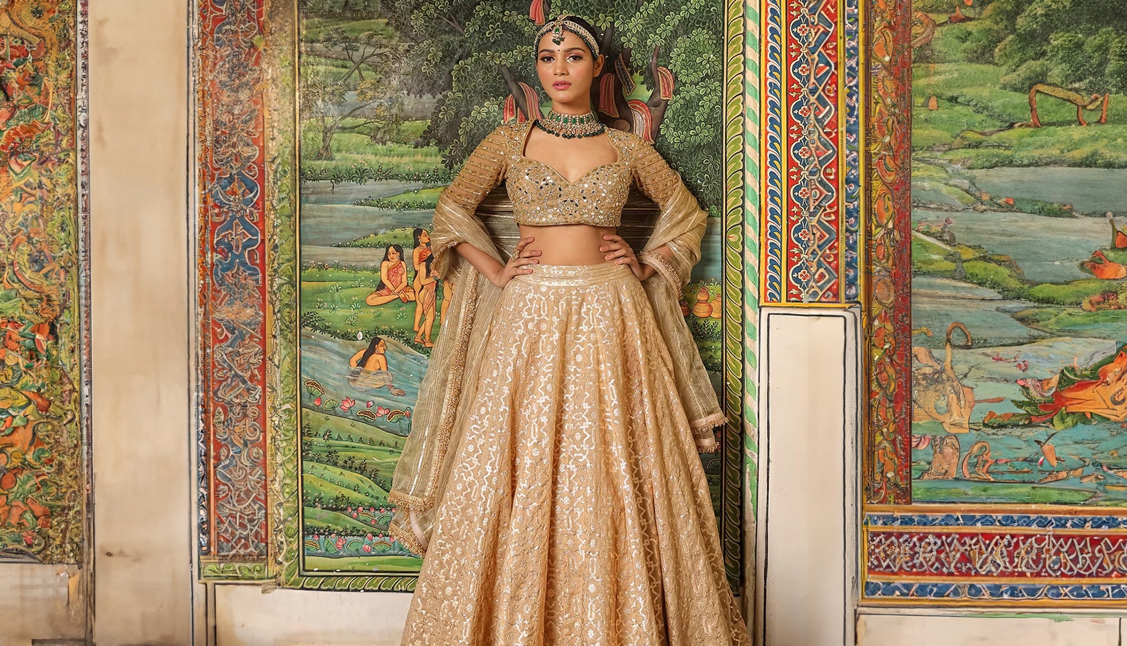 Lehenga blouse back designs for bridal best sale