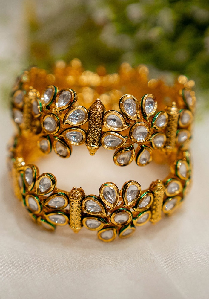 Kundan bangles