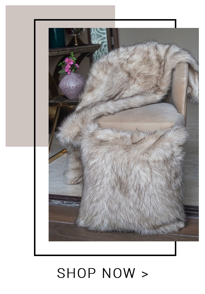 Sitaraa Workz Faux Fur Throw